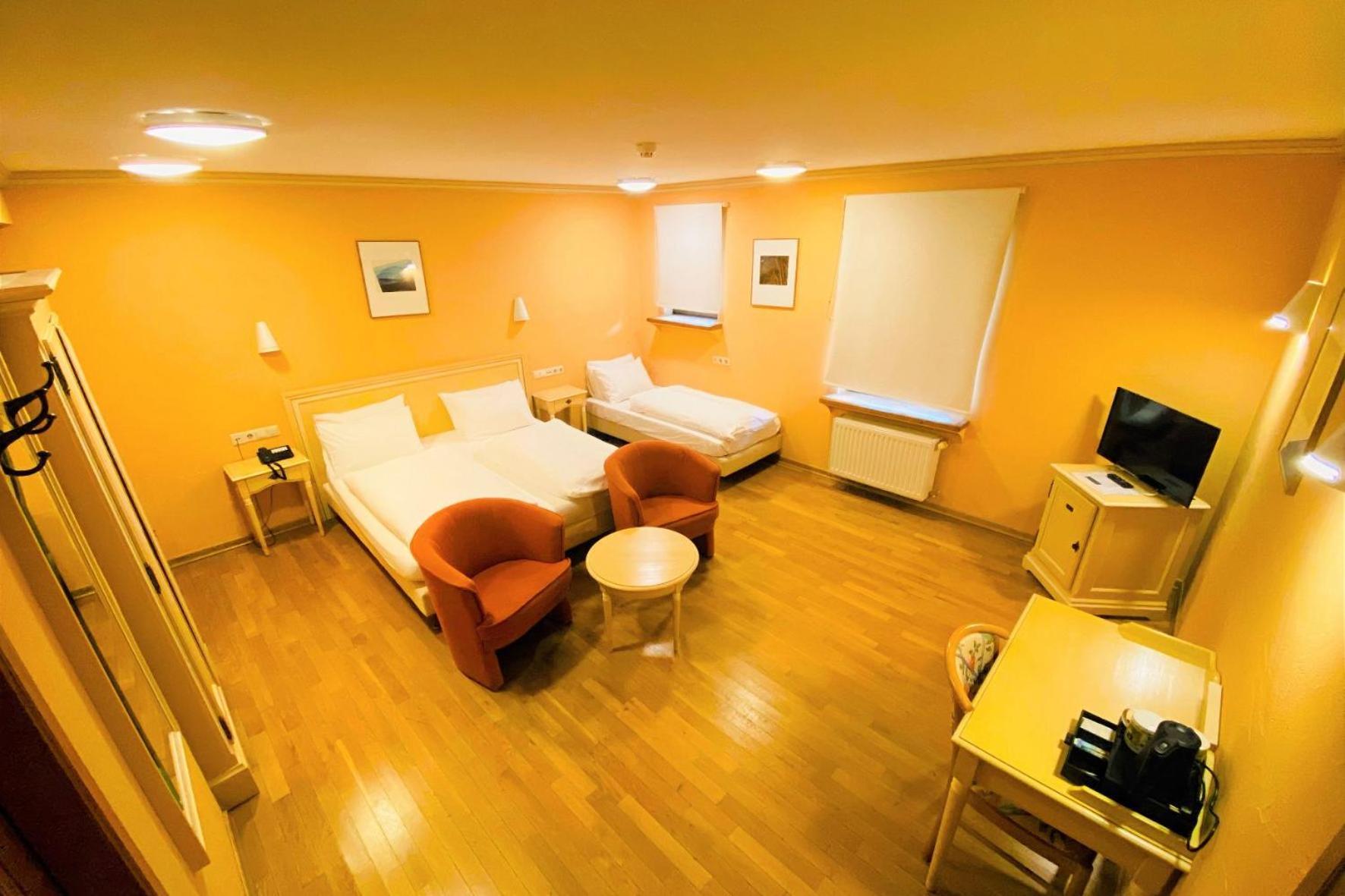 Aux Tanneries De Wiltz Hotell Rum bild